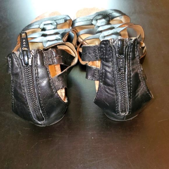 G.H. Bass & co black sandels - Picture 5 of 6